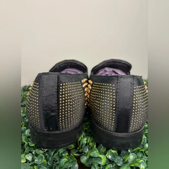 Black and Gold Geometric Slip-On Loafers - Picture 3 of 6